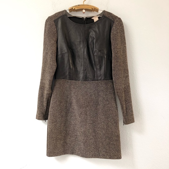 Club Monaco Dresses & Skirts - Club Monaco boucle front leather panel dress